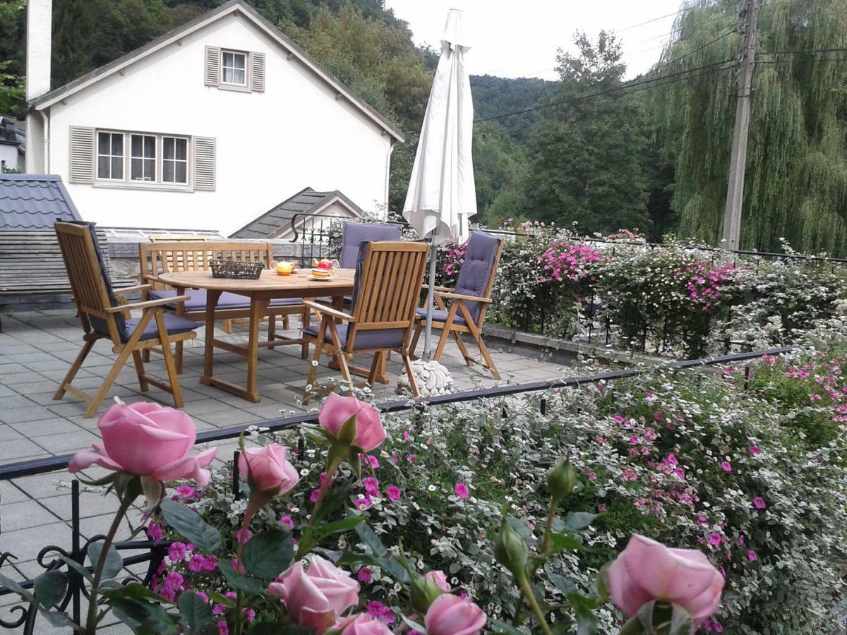 La Villa Des Roses Durbuy Exteriör bild
